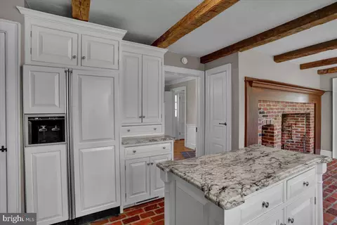 Kitchen - 15 Cardinal Pl, Wyomissing, PA 19610 photo 4 of 4