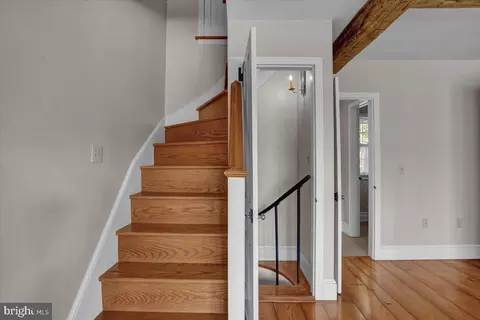 Entry Way - 15 Cardinal Pl, Wyomissing, PA 19610 photo 3 of 6
