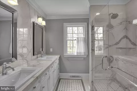 Bath - 15 Cardinal Pl, Wyomissing, PA 19610 photo 3 of 7