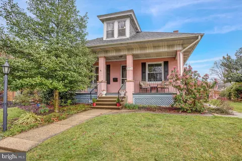 344 Elm St, Reading, PA 19607