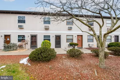 1338 W Wyomissing #F, West Lawn, PA 19609