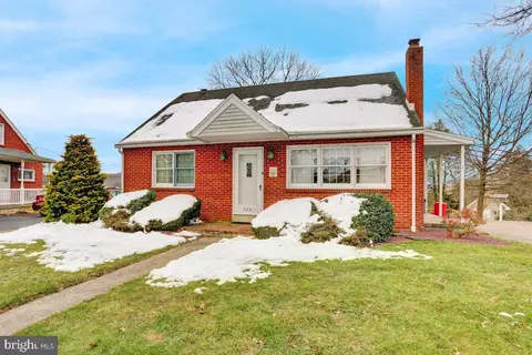 324 Slichter Dr, Mohnton, PA 19540