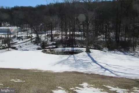892 Church Rd, Reading, PA 19607 photo 3
