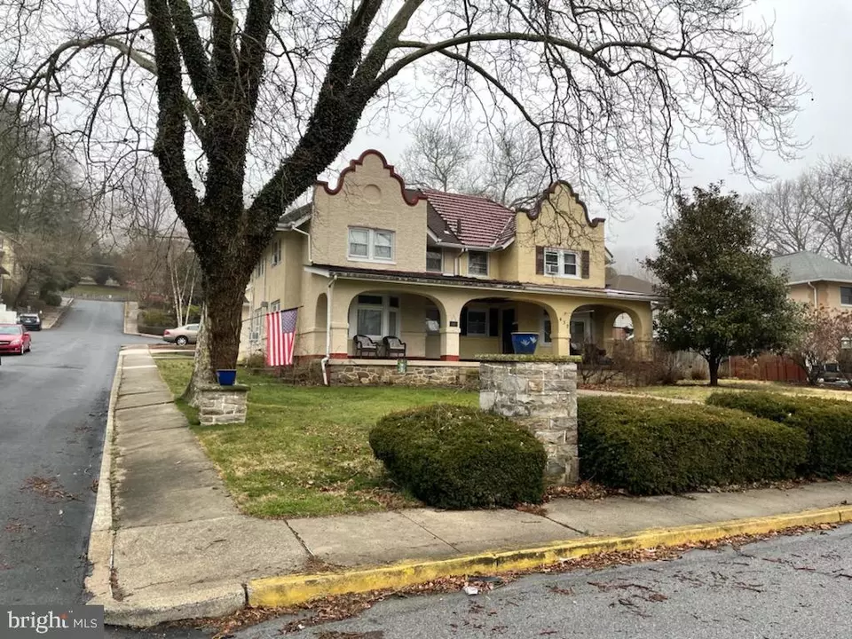 430 Carsonia Ave, Reading, PA 19606 32 Photos Movoto