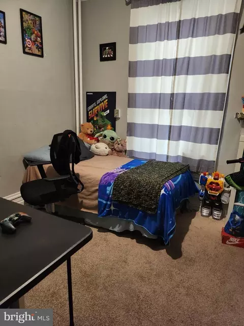 Bedroom - 626 Centre Ave, Reading, PA 19601 photo 6 of 7