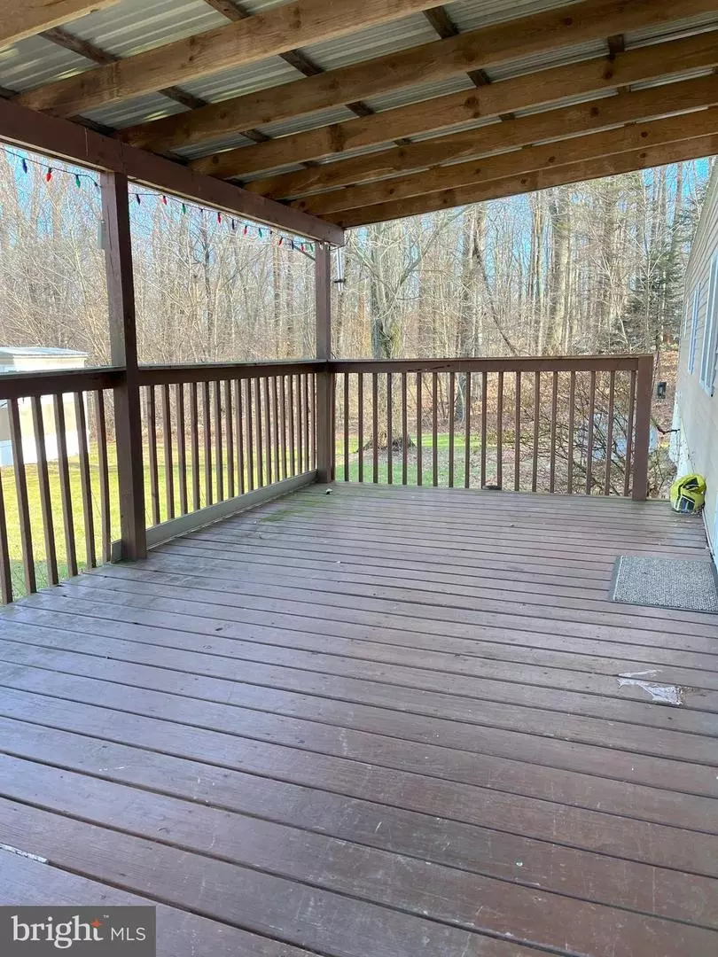 Exterior - 19 Park Dr, Barto, PA 19504 photo 4 of 5