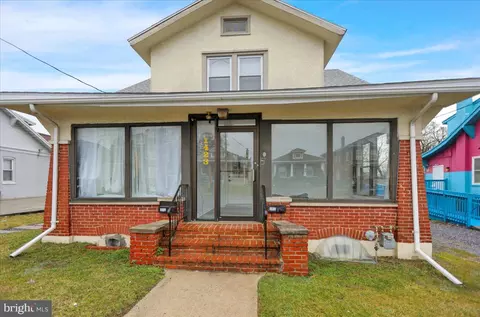 Exterior - 1423 Lancaster Ave, Reading, PA 19607 photo 3 of 9