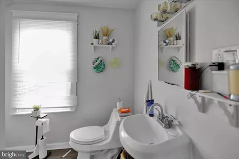 Bath - 1423 Lancaster Ave, Reading, PA 19607 photo 3 of 3