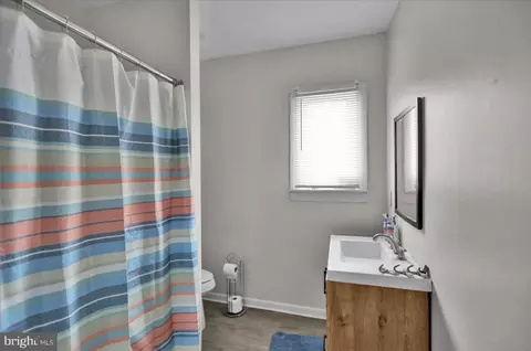 Bath - 1423 Lancaster Ave, Reading, PA 19607 photo 1 of 3