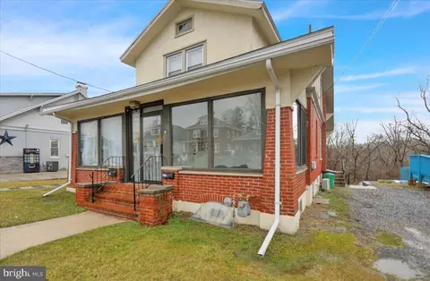 Exterior - 1423 Lancaster Ave, Reading, PA 19607 photo 2 of 9