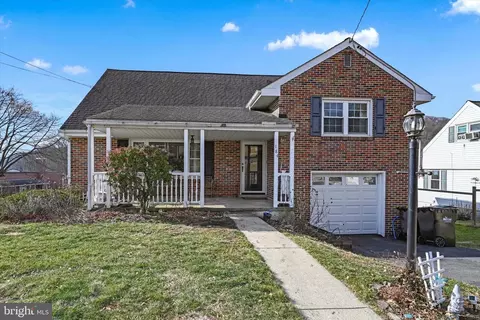 184 W Spring St, Bechtelsville, PA 19505