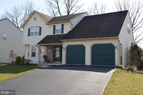 34 Sabrina St, Wernersville, PA 19565