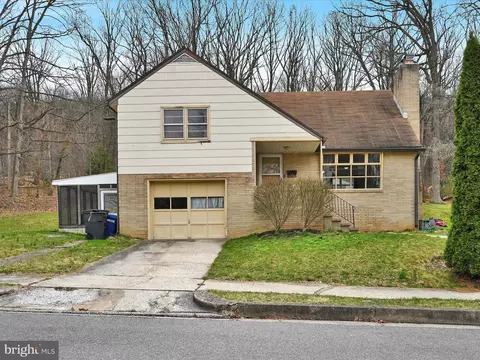 2045 Lorraine Rd, Reading, PA 19604