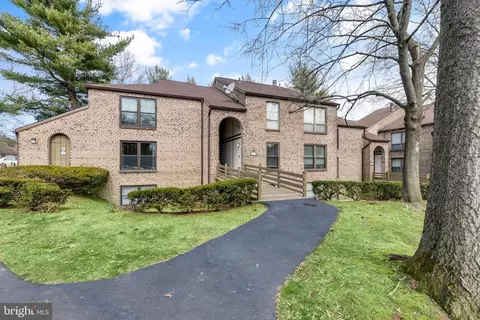 Exterior - 9 D Fairway Rd, Reading, PA 19607 photo 7 of 7