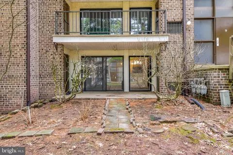 Exterior - 9 D Fairway Rd, Reading, PA 19607 photo 4 of 7
