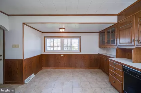 Kitchen - 111 Beverly Ave, Reading, PA 19607 photo 3 of 6