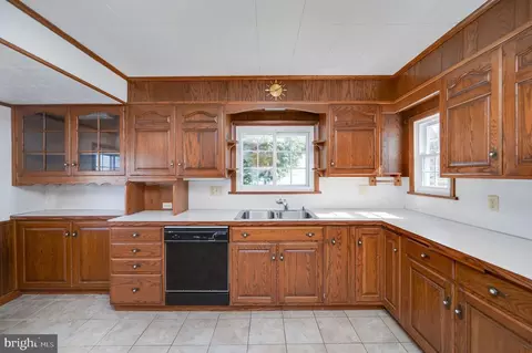 Kitchen - 111 Beverly Ave, Reading, PA 19607 photo 2 of 6