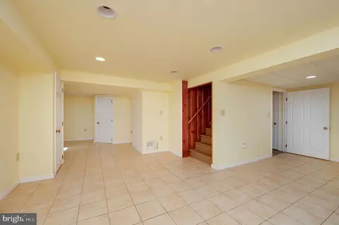 Living - 111 Beverly Ave, Reading, PA 19607 photo 3 of 3