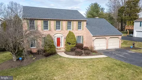 403 Russell Ave, Douglassville, PA 19518