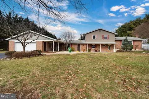159 Greenhouse Ln, Barto, PA 19504