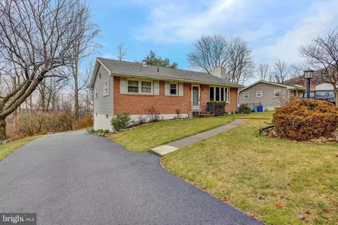 2021 Reservoir Rd, Reading, PA 19604