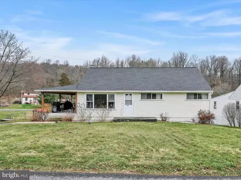 175 Terrace Rd, Boyertown, PA 19512