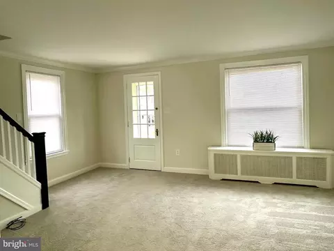 Living - 1609 Meade St, Reading, PA 19607 photo 2 of 2