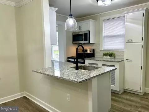 Kitchen - 1609 Meade St, Reading, PA 19607 photo 2 of 4