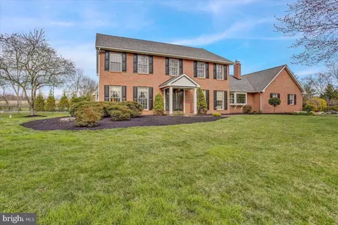 80 Gladwyn Dr, Reading, PA 19606