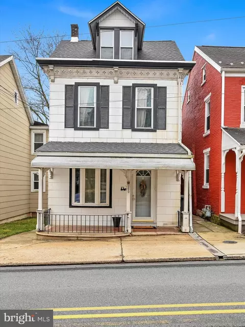 260 Main St, Leesport, PA 19533