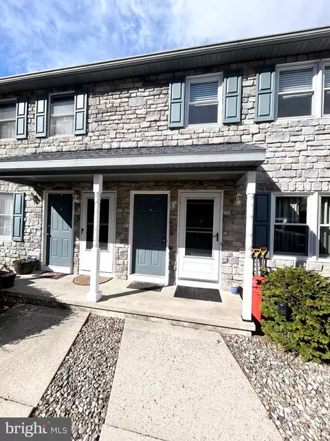 10 Maplewood Unit 5-b Ave #5B, Mohnton, PA 19540