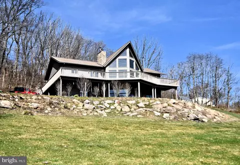 365 Oysterdale Rd, Boyertown, PA 19512
