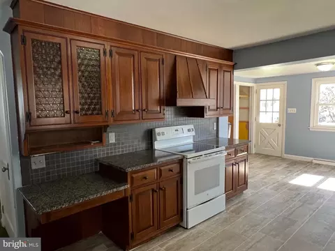 Kitchen - 411 Parkside Ave, Reading, PA 19607 photo 1 of 3