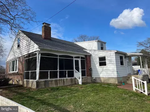 Exterior - 411 Parkside Ave, Reading, PA 19607 photo 2 of 6