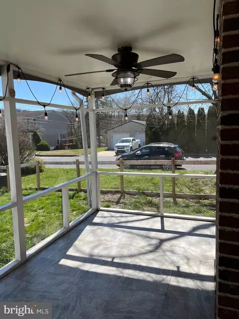 Exterior - 411 Parkside Ave, Reading, PA 19607 photo 4 of 6