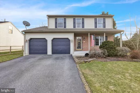 3414 Mohegan Dr, Reading, PA 19608
