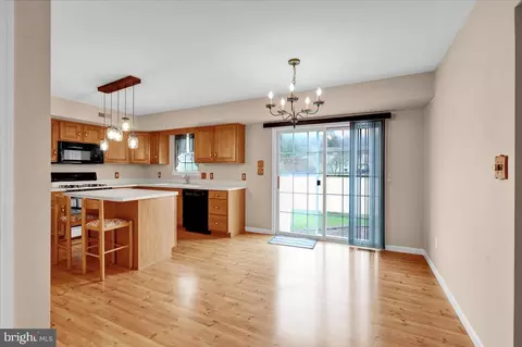 Kitchen - 3414 Mohegan Dr, Reading, PA 19608 photo 2 of 4