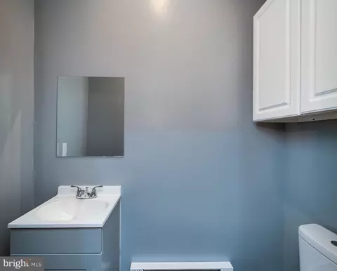 Bath - 721 N Front St, Reading, PA 19601 photo 1 of 3
