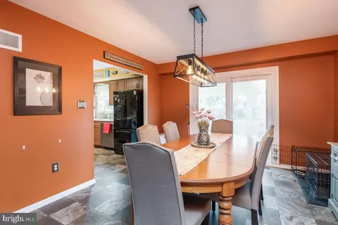 Dining - 2906 Daniel Dr, Reading, PA 19608 photo 2 of 2