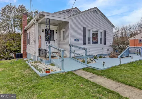 1305 Butter Ln, Reading, PA 19606