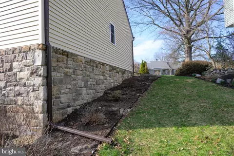 Exterior - 4622 N Pheasant Run, Reading, PA 19606 photo 7 of 18