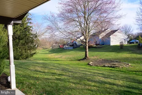 Exterior - 4622 N Pheasant Run, Reading, PA 19606 photo 13 of 18