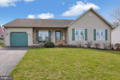 808 Jackson St, Birdsboro, PA 19508