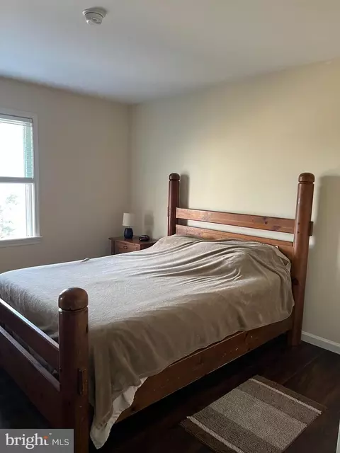 Bedroom - 406 Hill Cir, Reading, PA 19607 photo 2 of 2