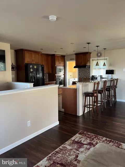 Kitchen - 406 Hill Cir, Reading, PA 19607 photo 1 of 3