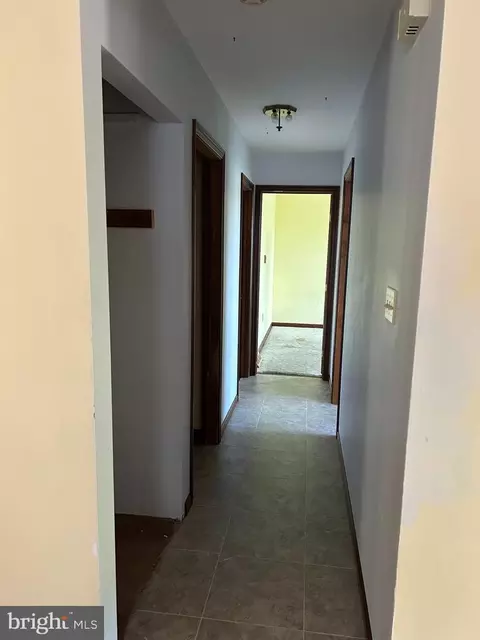 Entry Way - 151 Hoch Rd, Oley, PA 19547 photo 2 of 3