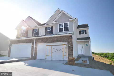 217 Sunglo Dr #LOT 135, Leesport, PA 19533