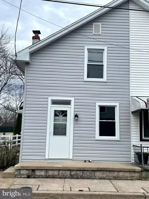 209 Cinder St, Birdsboro, PA 19508