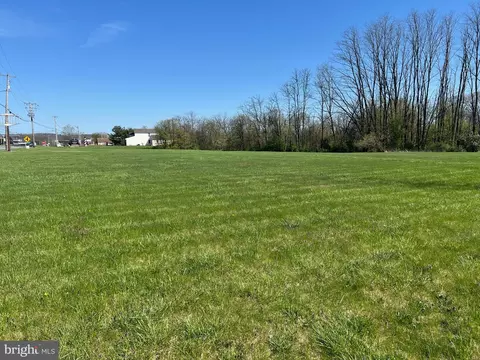 lot3 Ben Franklin Hwy, Douglassville, PA 19518