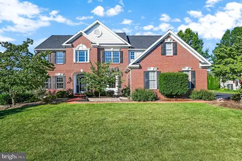 3341 Harwood Ln, Sinking Spring, PA 19608